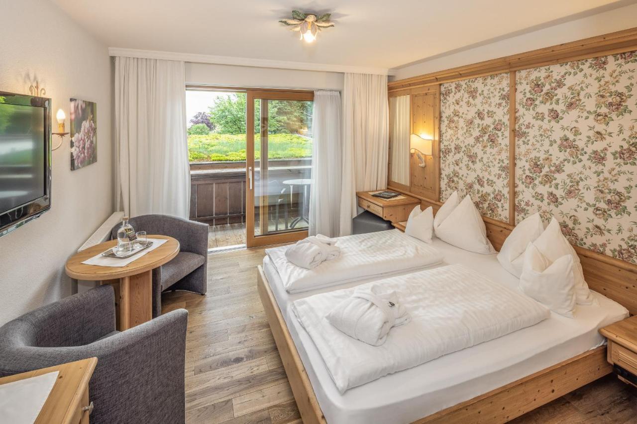 Gartenhotel Crystal Hotel Fügen